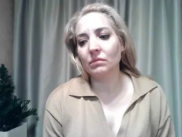 Mariska-kiska  live sex cam