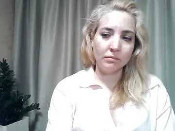 Mariska-kiska  live sex cam