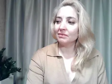 Mariska-kiska  live sex cam