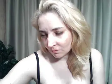 Mariska-kiska  live sex cam
