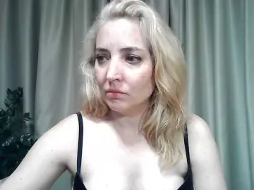 Mariska-kiska  live sex cam