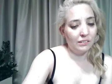 Mariska-kiska  live sex cam