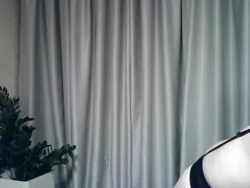 Mariska-kiska  live sex cam