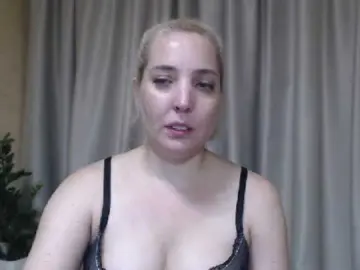 Mariska-kiska  live sex cam