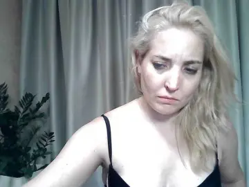 Mariska-kiska  live sex cam