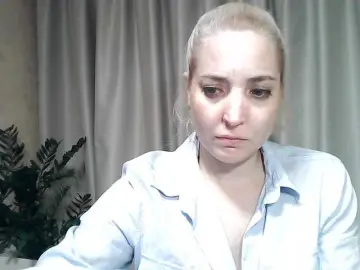 Mariska-kiska  live sex cam