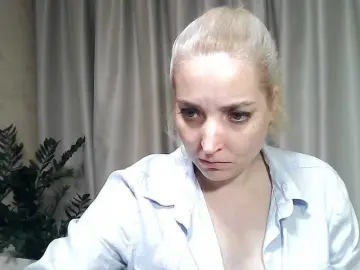 Mariska-kiska  live sex cam