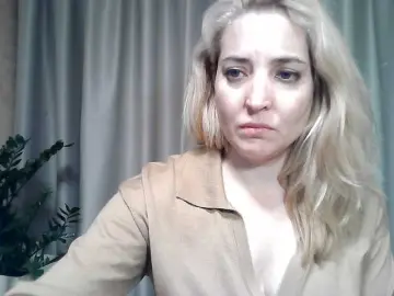 Mariska-kiska  live sex cam