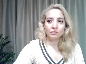 Mariska-kiska  live sex cam