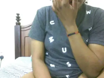 Babybrown  live sex cam
