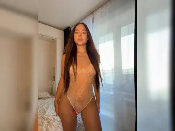 EmilyPure  live sex cam