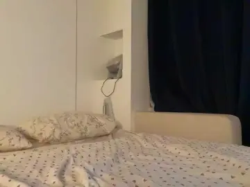 EmilyPure  live sex cam