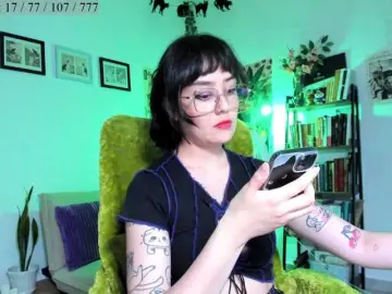 Luci--ana  live sex cam