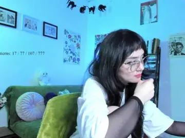 Luci--ana  live sex cam