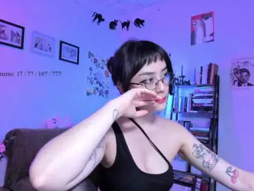 Luci--ana  live sex cam