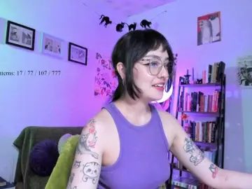 Luci--ana  live sex cam