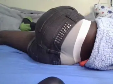 Pinkiec  live sex cam