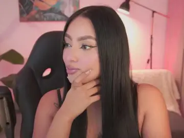 SaraWinstone1  live sex cam
