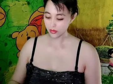 Youngsee69  live sex cam
