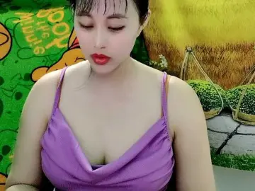 Youngsee69  live sex cam