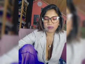 Butterfly007  live sex cam
