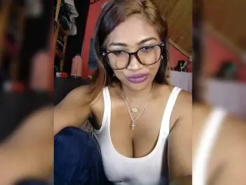 Butterfly007  live sex cam