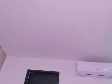 Celeste-mrg  live sex cam