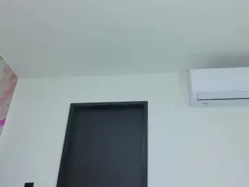 Celeste-mrg  live sex cam
