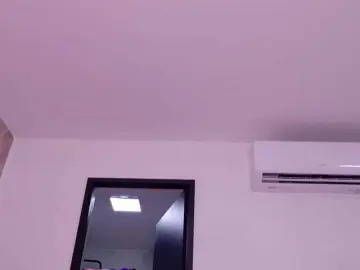 Celeste-mrg  live sex cam