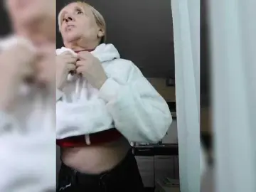 Pautina100  live sex cam