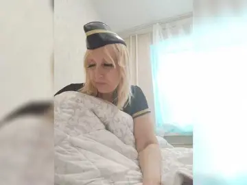 Pautina100  live sex cam