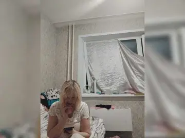 Pautina100  live sex cam