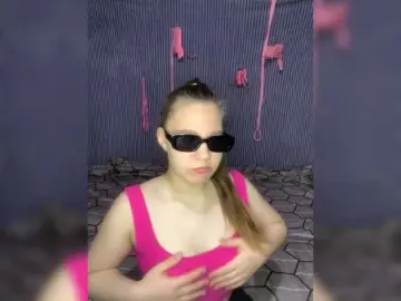 Sexylisa181818  live sex cam