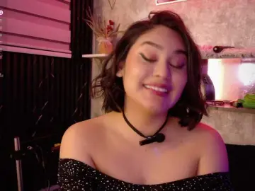 Ada-andDamian  live sex cam