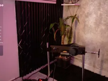 Ada-andDamian  live sex cam