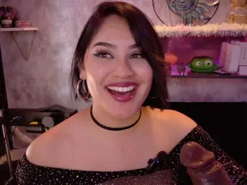 Ada-andDamian  live sex cam