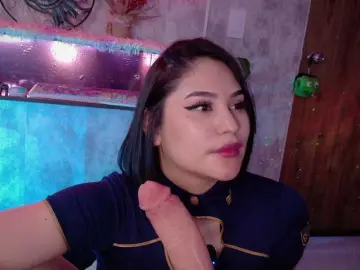 Ada-andDamian  live sex cam