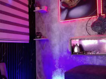 Ada-andDamian  live sex cam