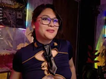 Ada-andDamian  live sex cam