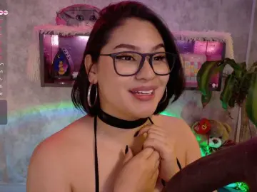 Ada-andDamian  live sex cam