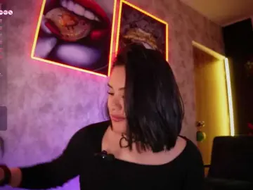 Ada-andDamian  live sex cam