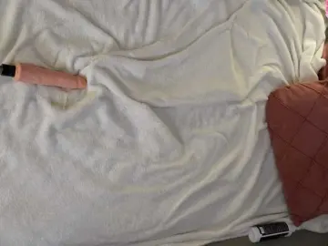 IMNOTSHYBABY  live sex cam