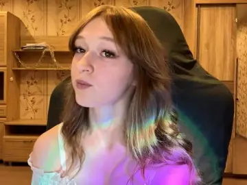 LisaSchroyer  live sex cam