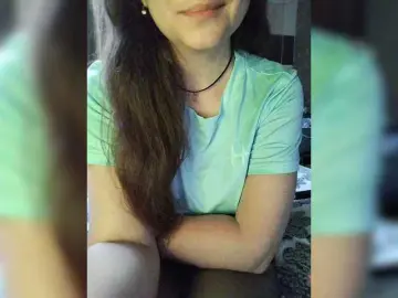 Vikki-vik  live sex cam