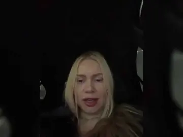 -SexyMilf-  live sex cam