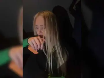 -SexyMilf-  live sex cam