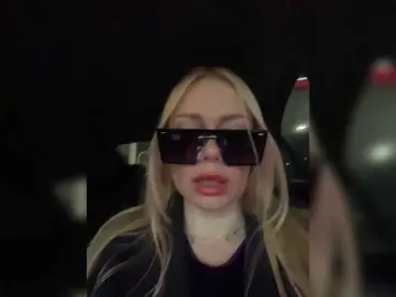 -SexyMilf-  live sex cam