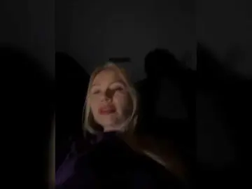 -SexyMilf-  live sex cam