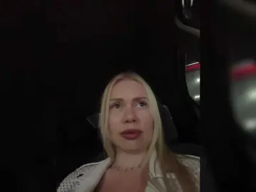 -SexyMilf-  live sex cam
