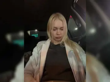 -SexyMilf-  live sex cam